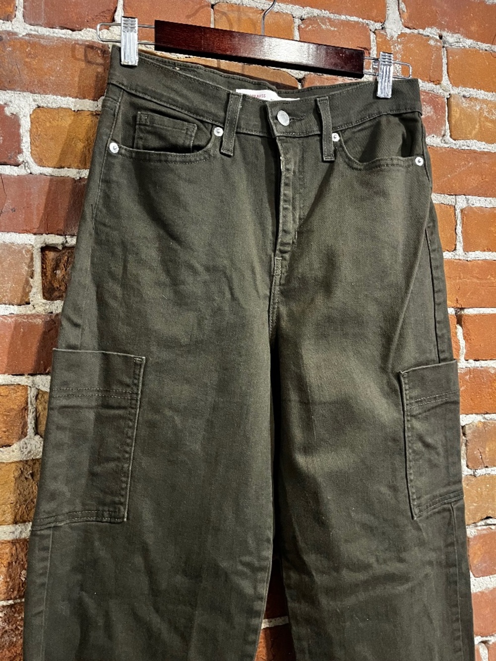 Levi Strauss Signature High Rise Loose Straight Cargo Pants 2